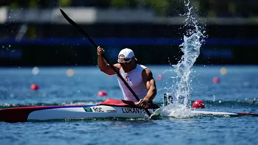 final-olimpiyskogo-turnira-po-grebnomu-sprintu-na-kanoe-odinochkakh-sredi-muzhchin