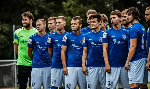 futbolisty-s-sekretnogo-zavoda-istoriya-komandy-fakel