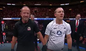 peddi-pimblett-finishiroval-maykla-chendlera-na-ufc-314